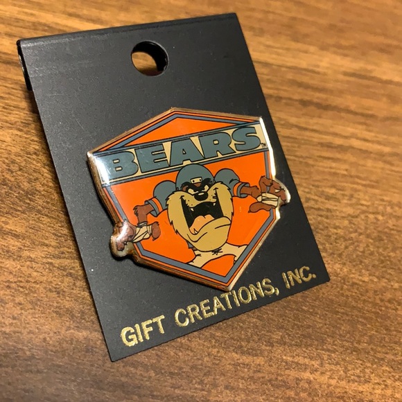 Gift Creations, Inc. Other - Chicago Bears Tasmanian Devil Pin 1992 Collectors